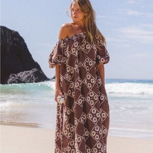 Daughters of India. Spring 2026. Dahlia Maxi. Linen. LG fits US8-10.